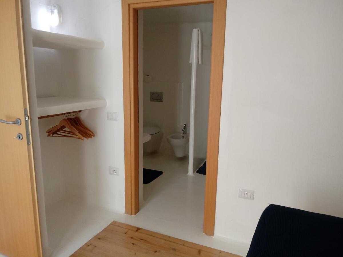 Porto Columbu - Perd'E Sali Casa Namaste B&B 외부 사진